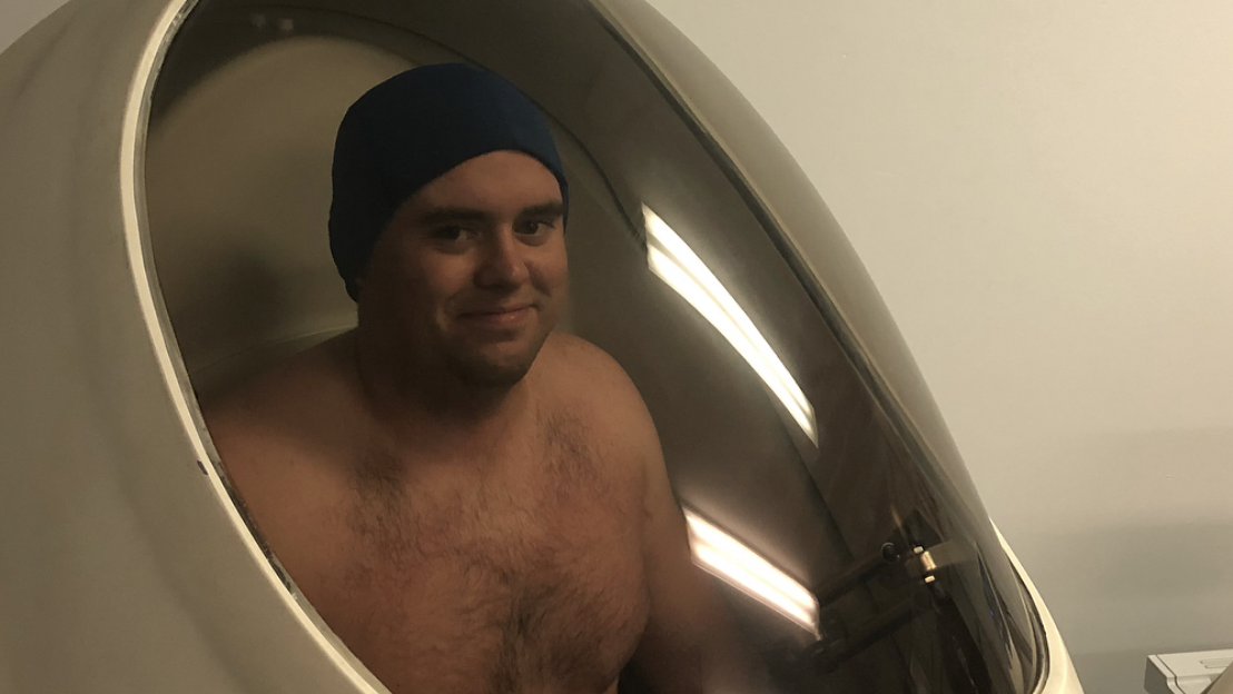 The best ever forfeit for coming last in fantasy football, via Justin Thomas